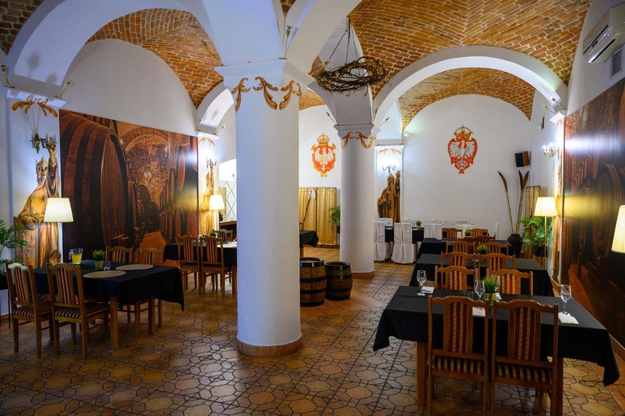 Hotel Stary Browar Tarnobrzeg Exteriér fotografie